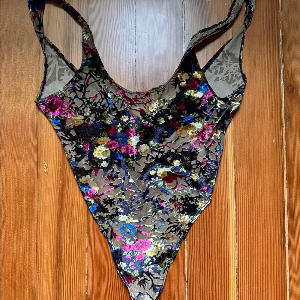 Laina Rauma Floral Bodysuit